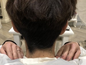 襟足つむじ分け目もみあげの生えグセが気になるのは僕なので体験して見た